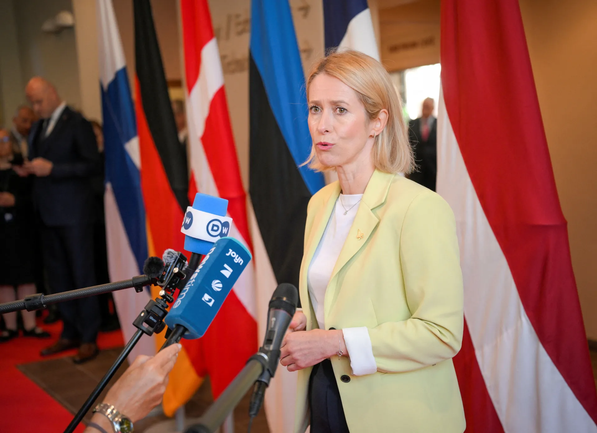 Kallas o napadu na voz: Rusija želi zastražiti zapadne zemlje, ne plašimo se