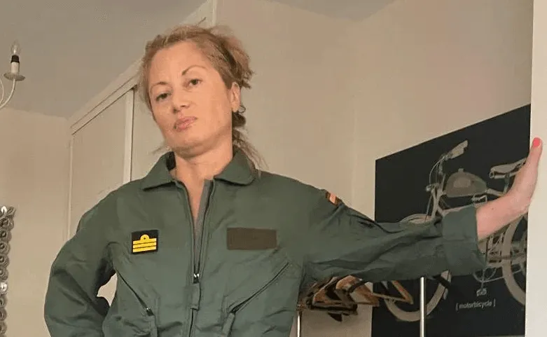 Upoznao je ženu na Tinderu pa ostao bez pristupa britanskoj NATO bazi