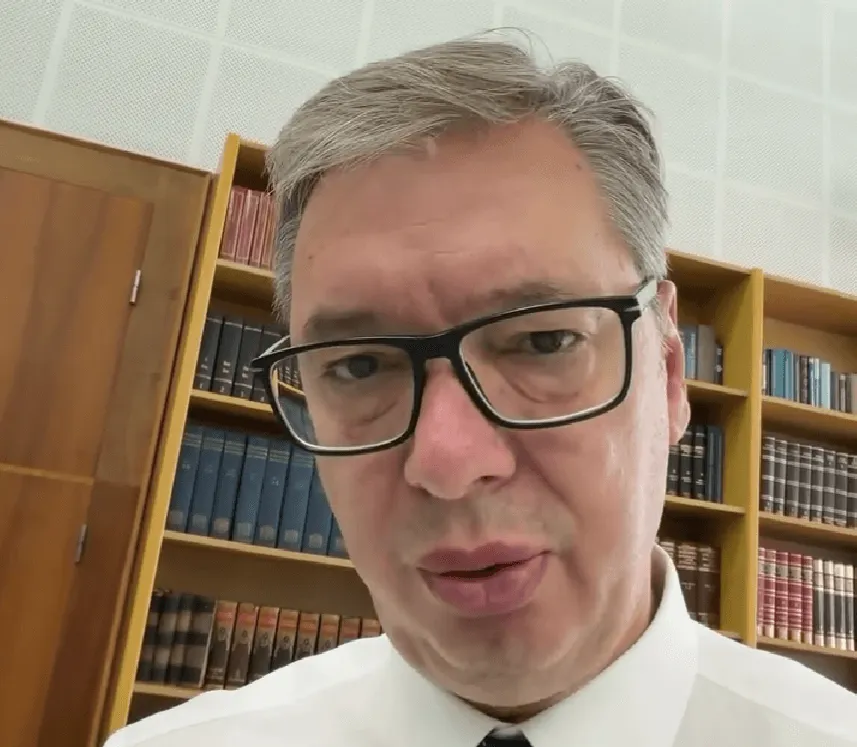 Vučić ismijao studentske kandidate: Ovo je bezimena lista koje se svi stide