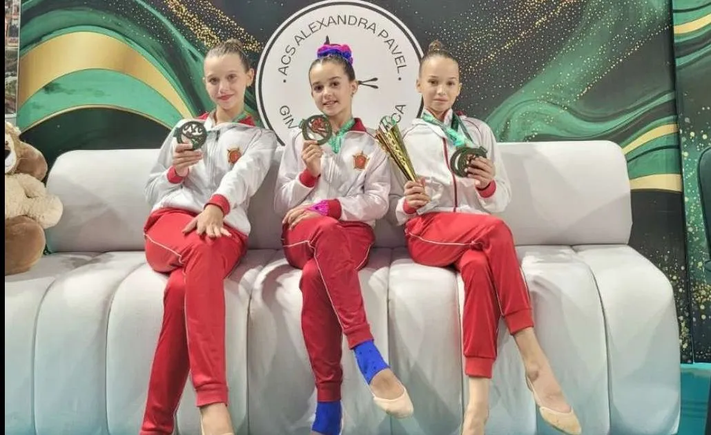 Gimnastičarke Slobode osvojile četiri zlatne i bronzanu medalju u Rumuniji  