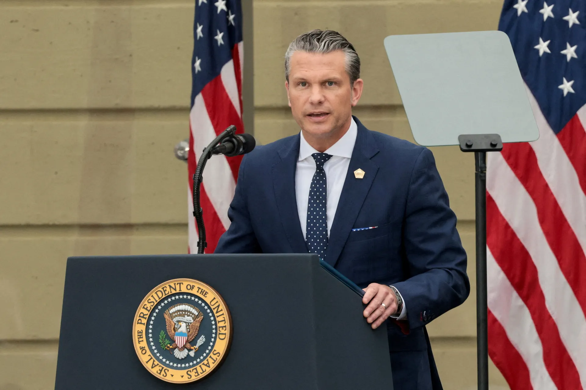 Hegseth na dosad neviđenom udaru: Predstavljena rezolucija za njegov opoziv