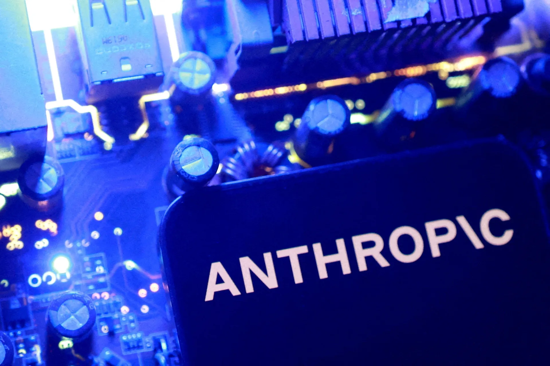Anthropic u tajnosti otvorio laboratorij za razvoj lijekova pomoću AI-a