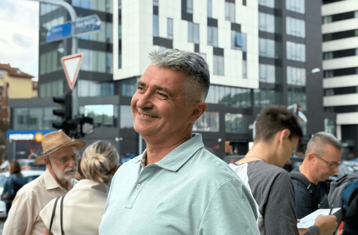Ko je čovjek kojeg su studenti odlučili suprotstaviti Vučiću na izborima?