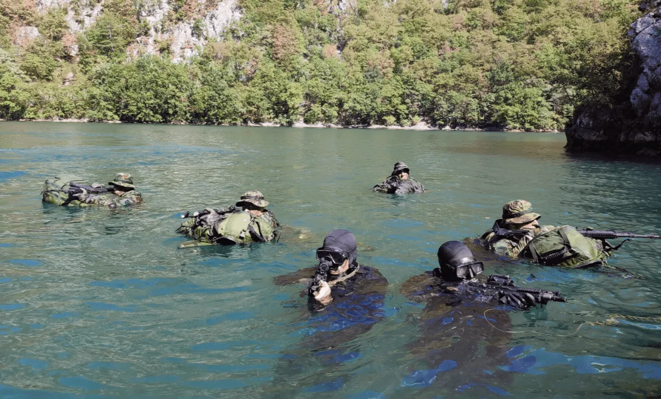 (FOTO) Specijalna brigada Vojske Srbije održala vježbu uz Drinu i granicu sa BiH