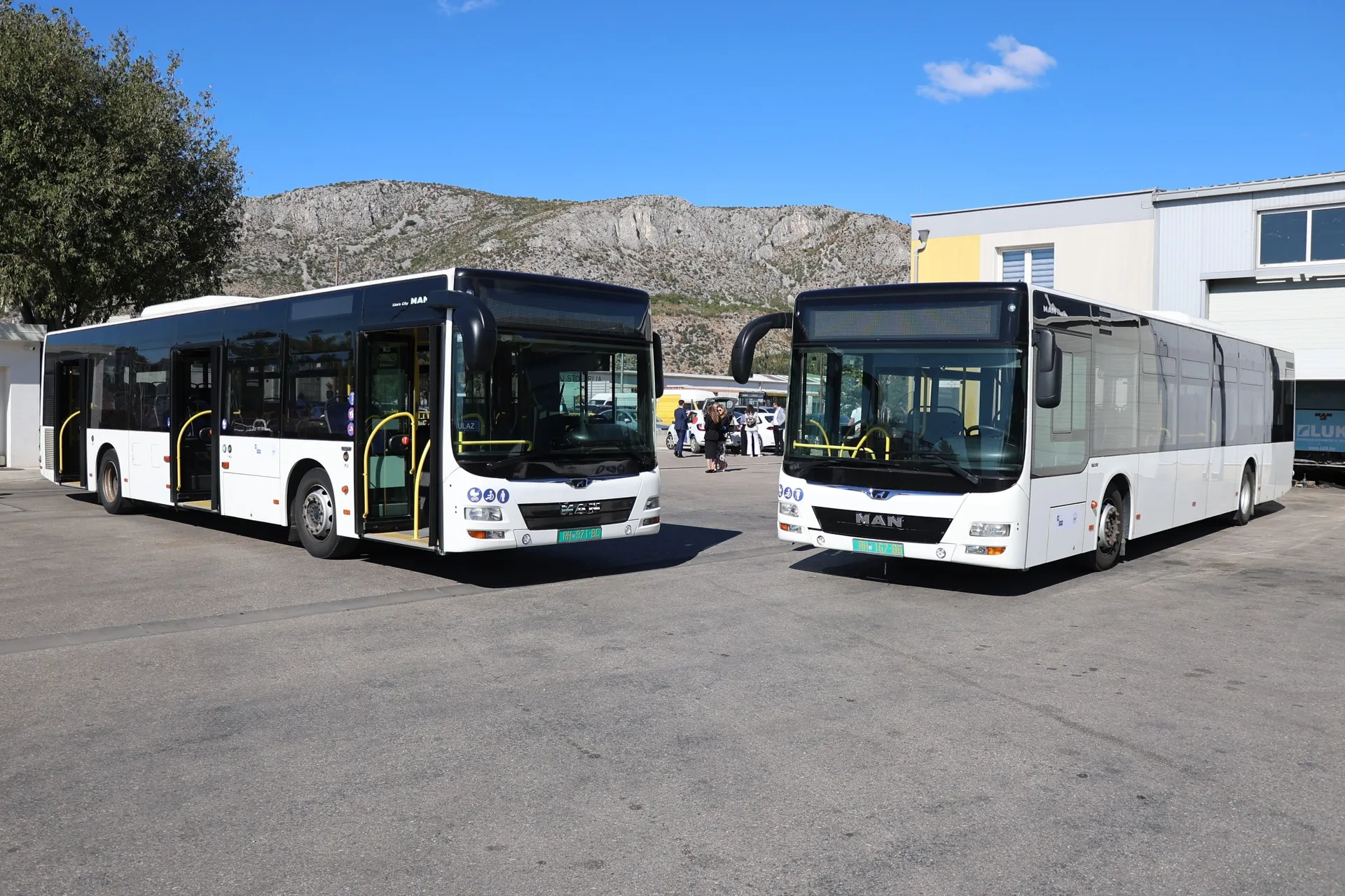 Osijek poklonio autobuse Mostaru, Kordić ne isključuje skuplje karte