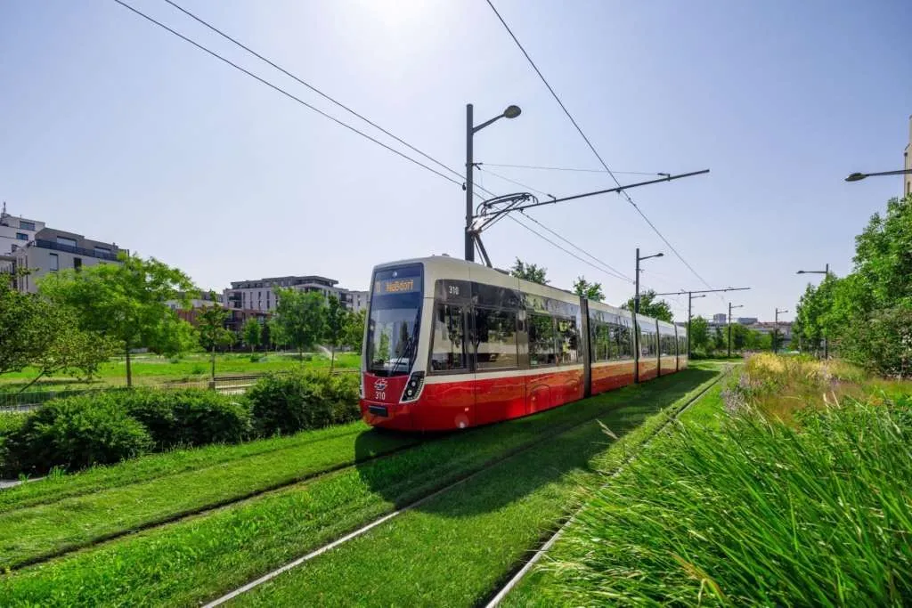 Do kraja oktobra Beč dobija novih 600 metara zelenih tramvajskih pruga