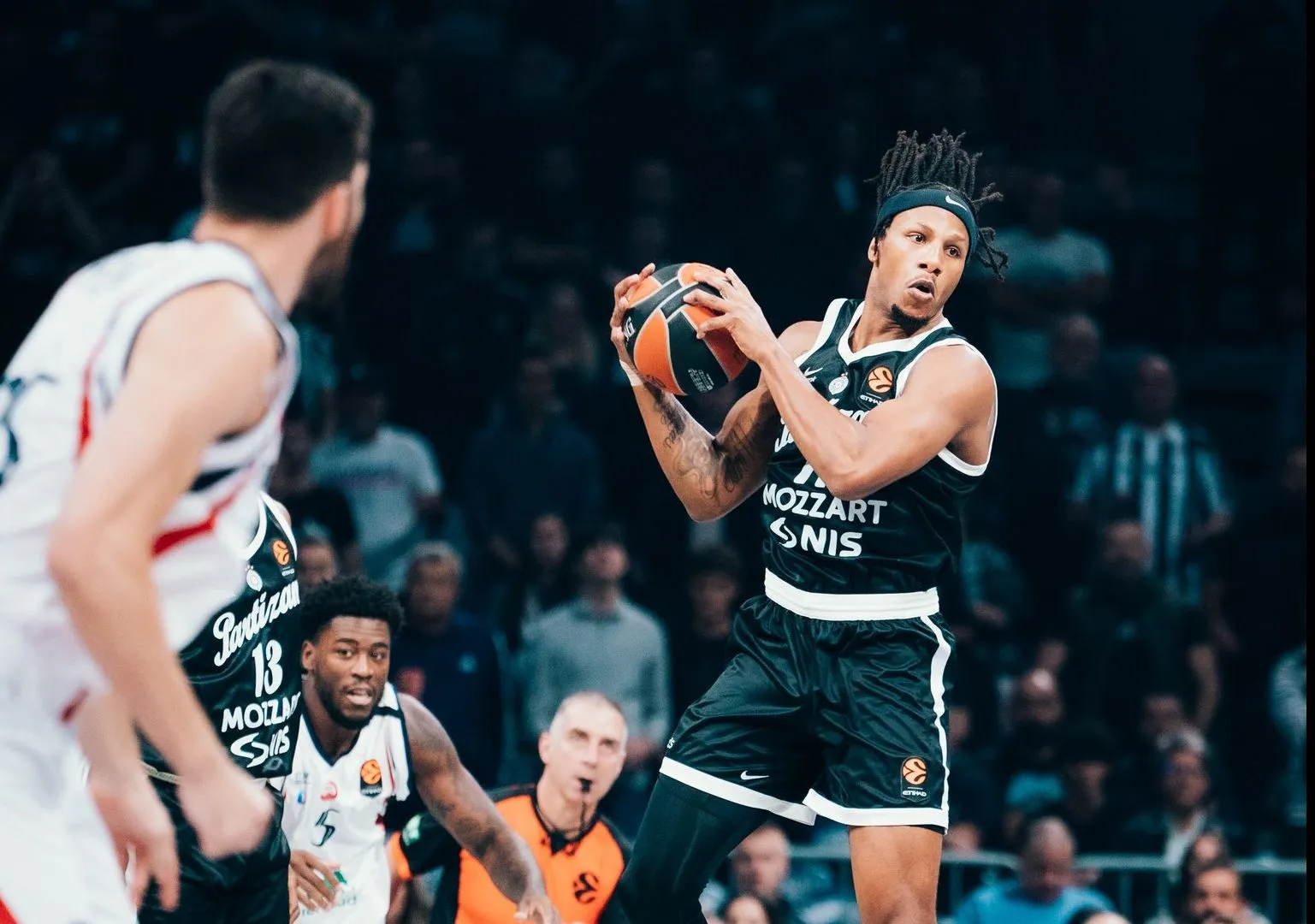 Kompletirano prvo kolo Eurolige, Partizan krenuo pobjedom u Areni