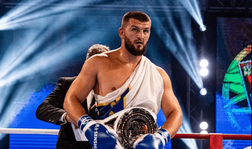 Ahmed Krnjić se okitio WBC International Silver pojasom u Novom Pazaru