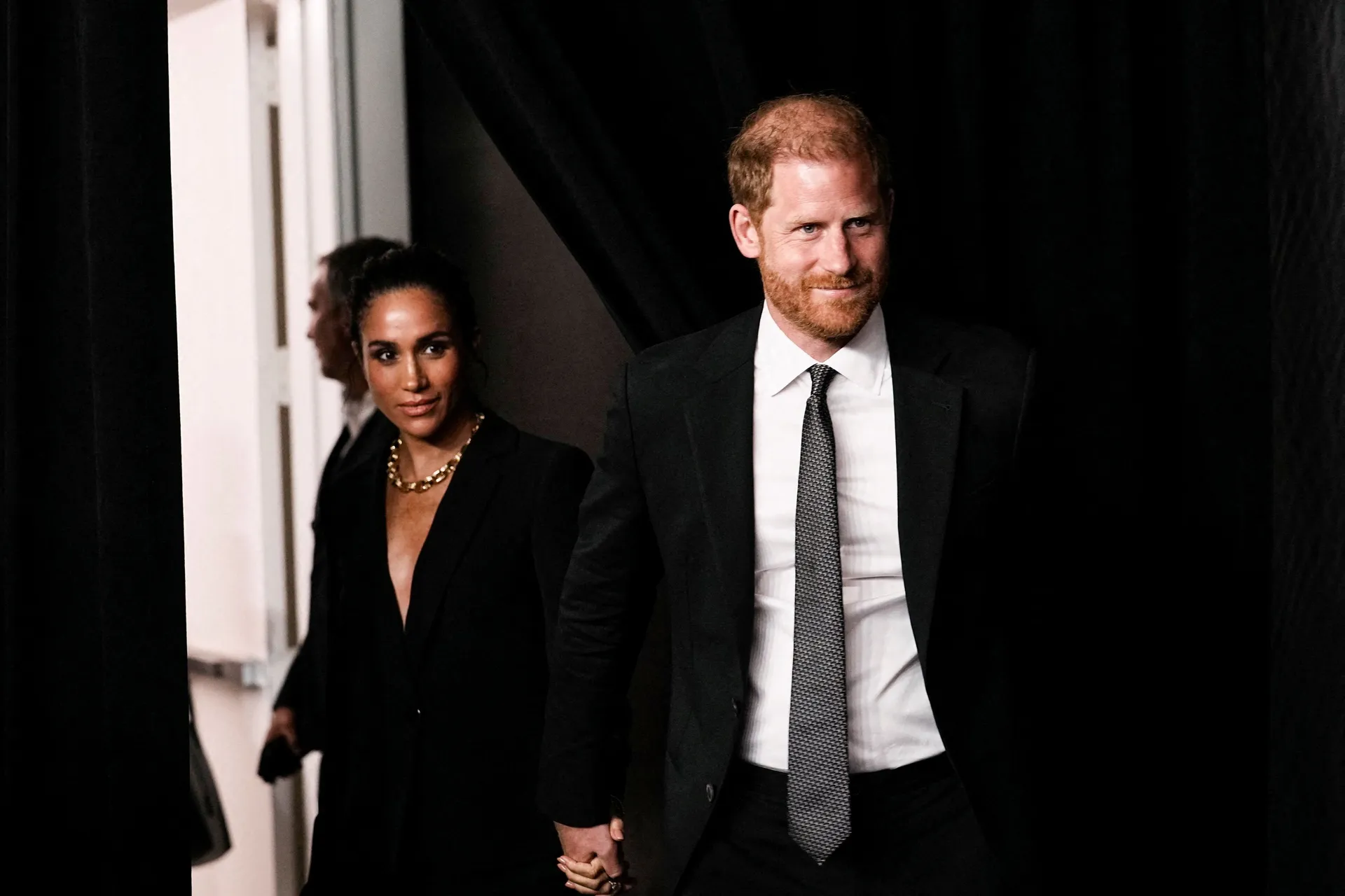 Princ Harry i Meghan mogli bi napustiti Britaniju, sve zavisi od jedne odluke