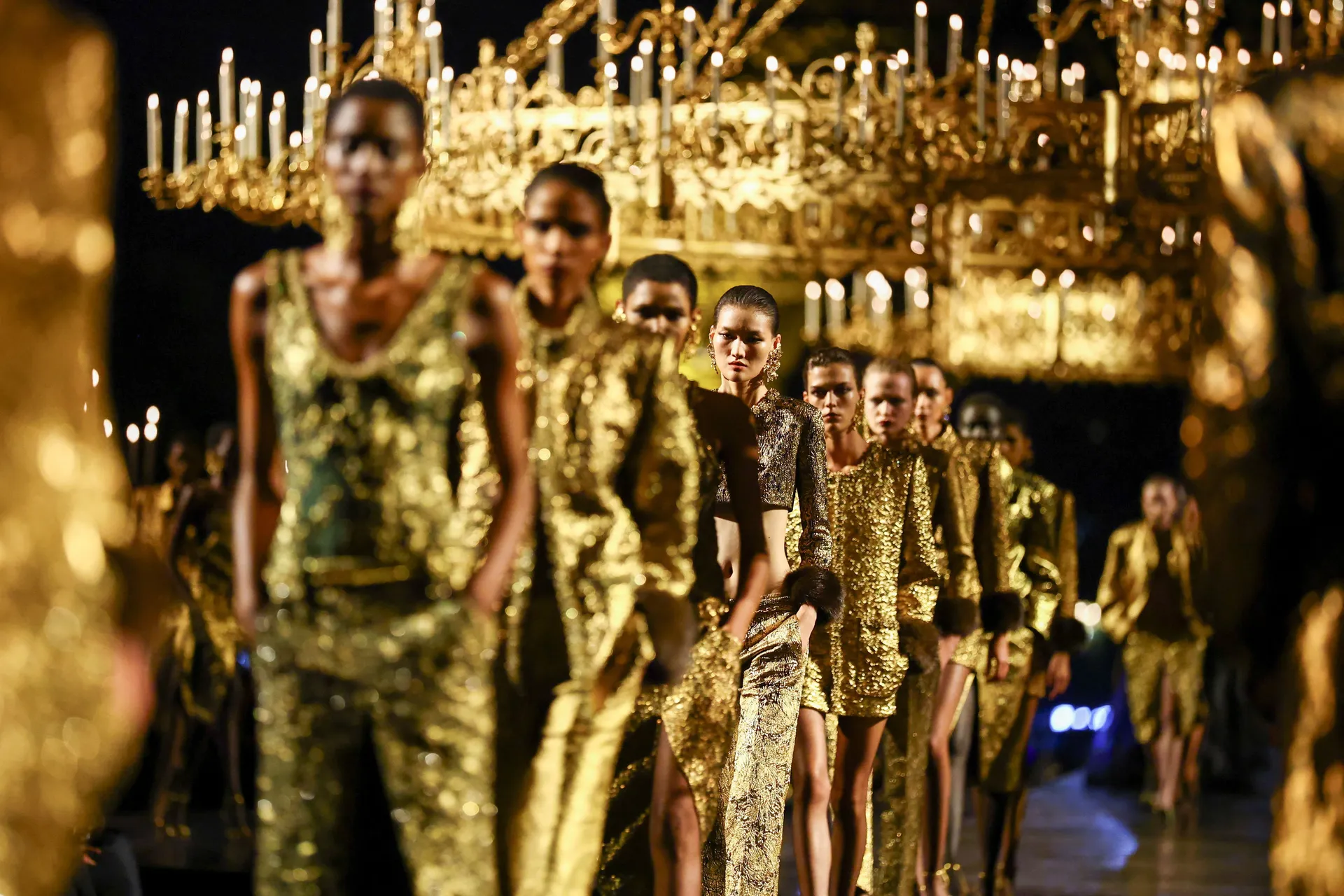 Saint Laurent zasjao u zlatu, Vaccarellova poruka pokrenula nagađanja - slika 7