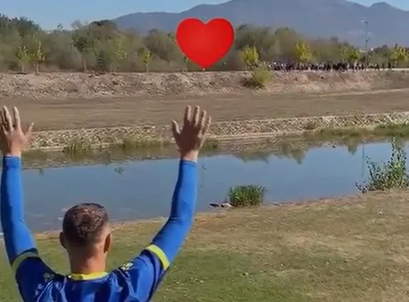 Mališani dozivali Džeku na Ilidži, on im priredio trenutak za pamćenje