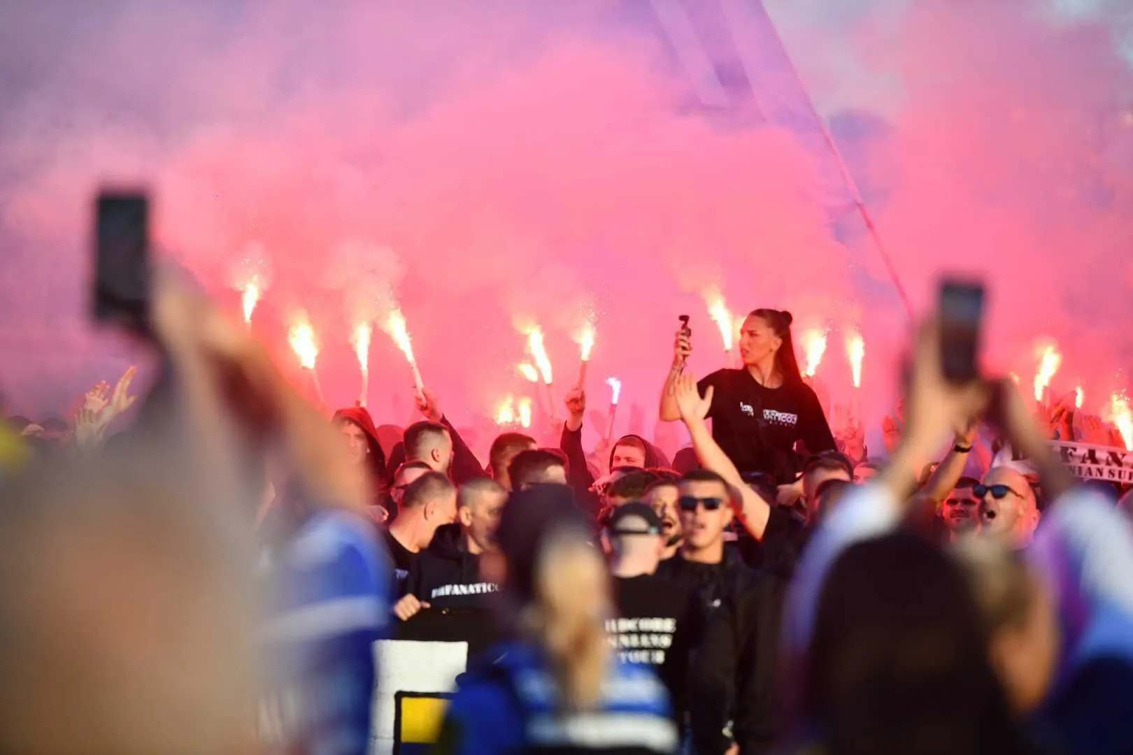 Fantastičan korteo BH Fanaticosa u Zenici, Bilino polje će večeras da gori