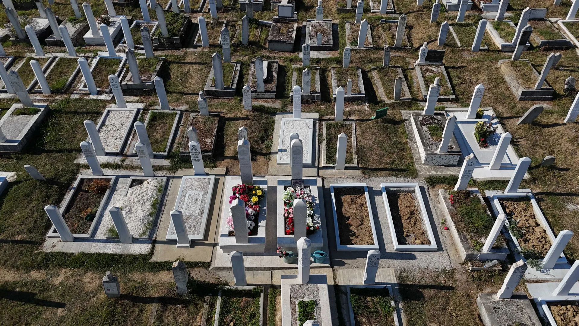 Halid i njegova Sejda počivaju zajedno na Barama
