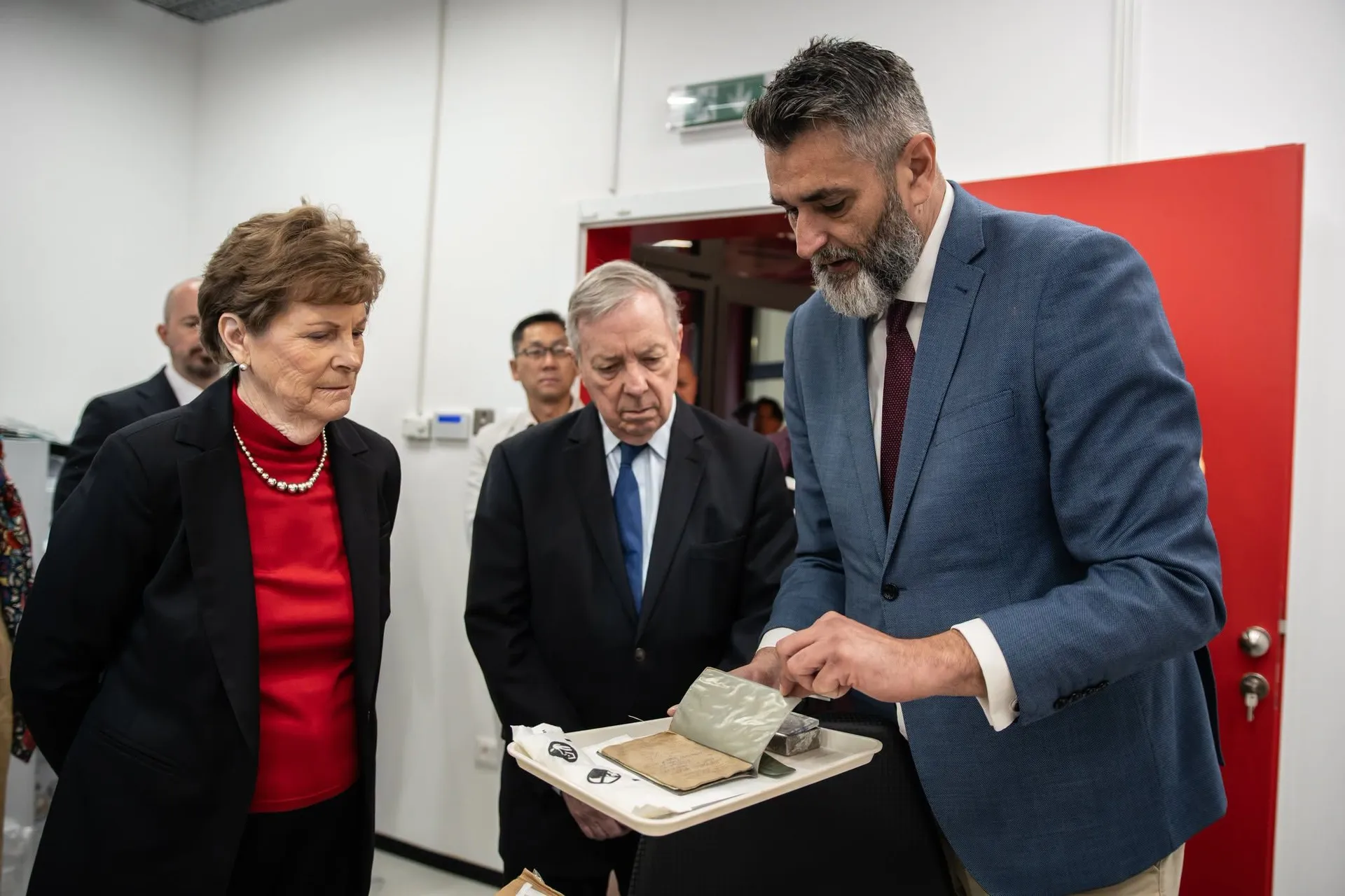 Jeanne Shaheen i Richard Durbin posjetili Memorijalni centar Srebrenica