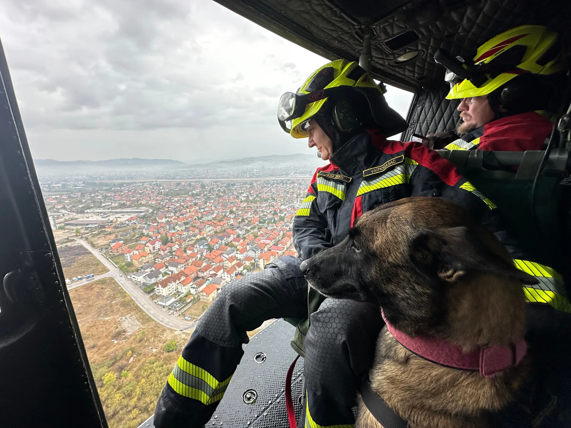 Letjeli smo helikopterom sa spasilačkim psima