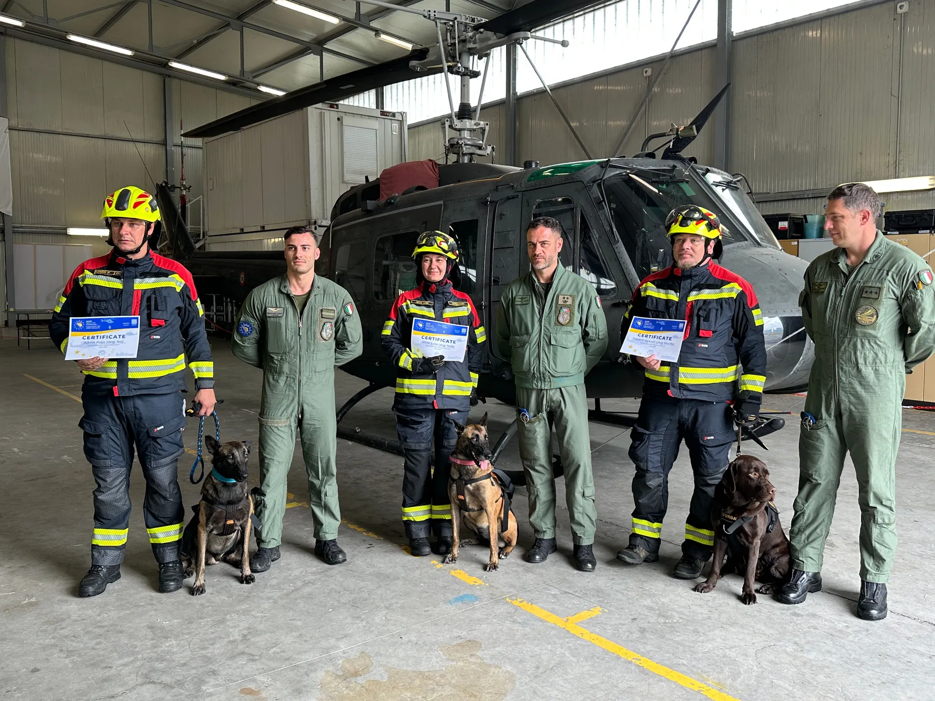 Letjeli smo helikopterom sa spasilačkim psima
