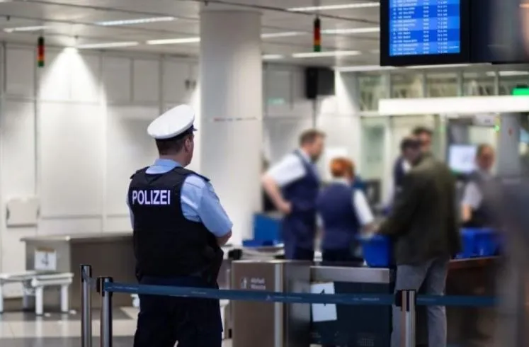 Bosanka zaustavljena tokom kontrole na aerodromu, dobila je krivičnu prijavu