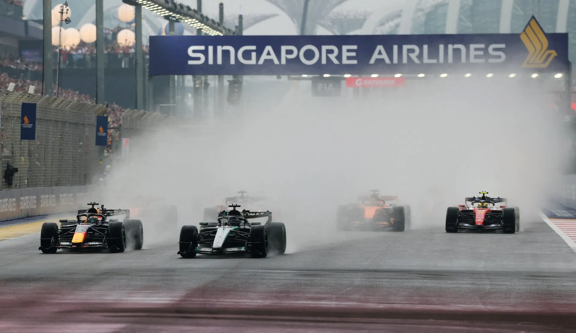 Max Verstappen ponovo najbrži, George Russell udario u zid pored staze