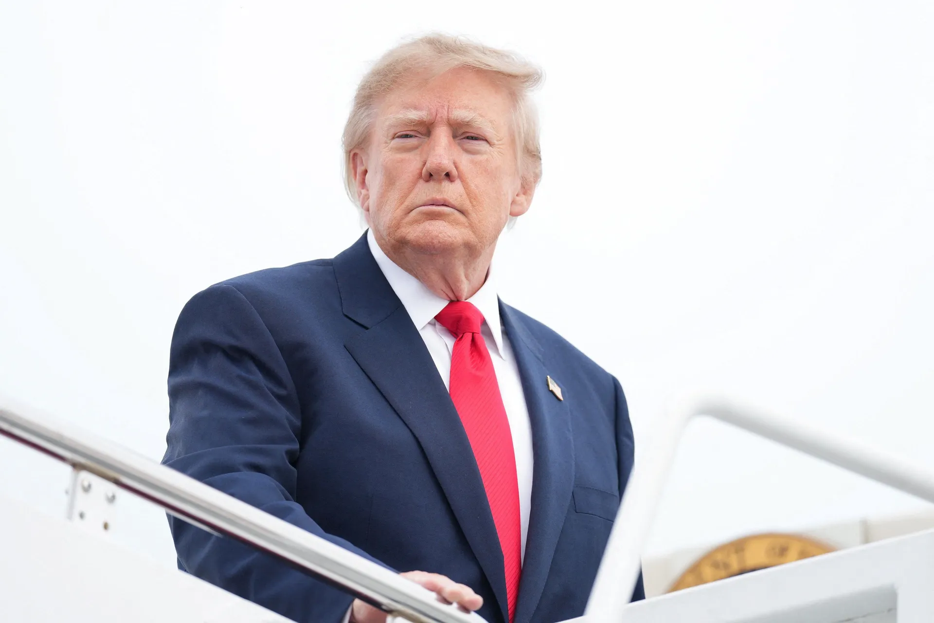 Trump se okomio na Zelenskog i predložio promjenu - "Bolje mu je da prestane"