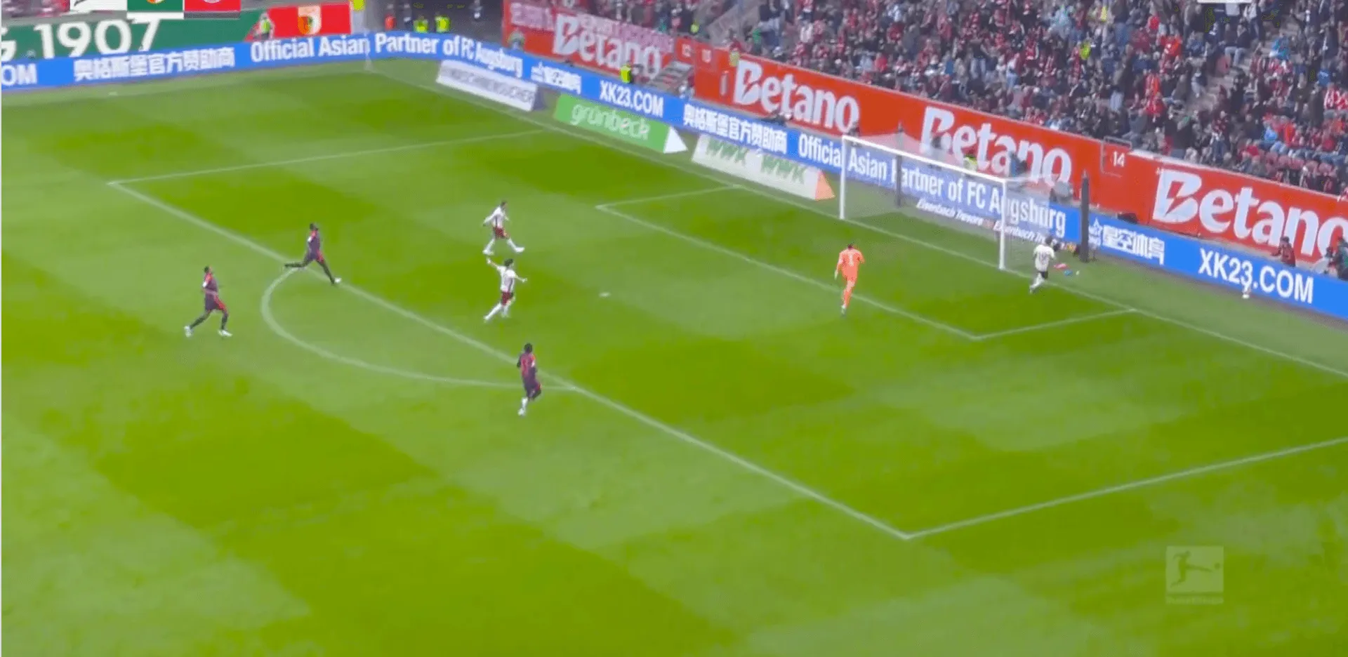 Neuer napravio nevjerovatnu grešku, Bayern kažnjen protiv Augsburga
