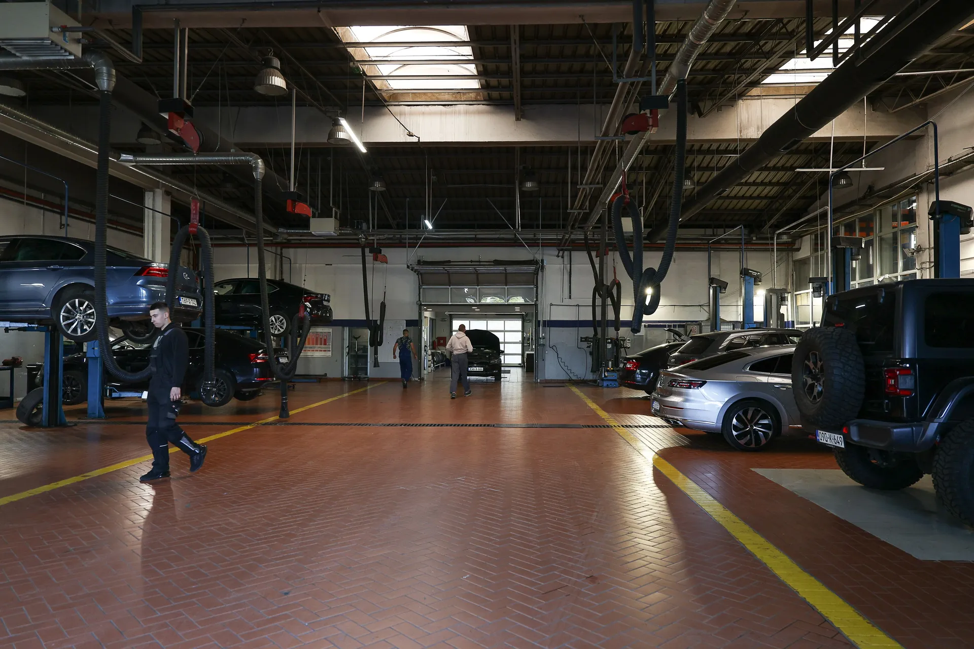 Najstariji ovlašteni trgovac za vozila Volkswagen, a od 2021 i Škoda vozila