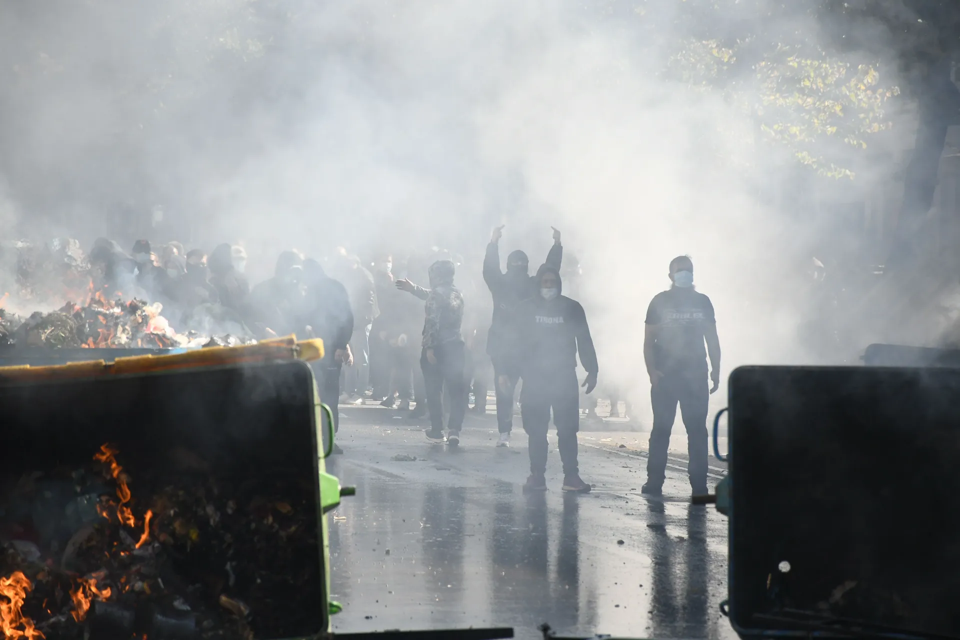Vodeni topovi i suzavac protiv studenata: Ovako izgledaju protesti u Albaniji