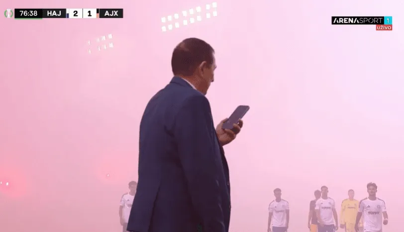 Prekid meča Hajduka i Ajaxa nakon velike bakljade razbjesnio Splićane