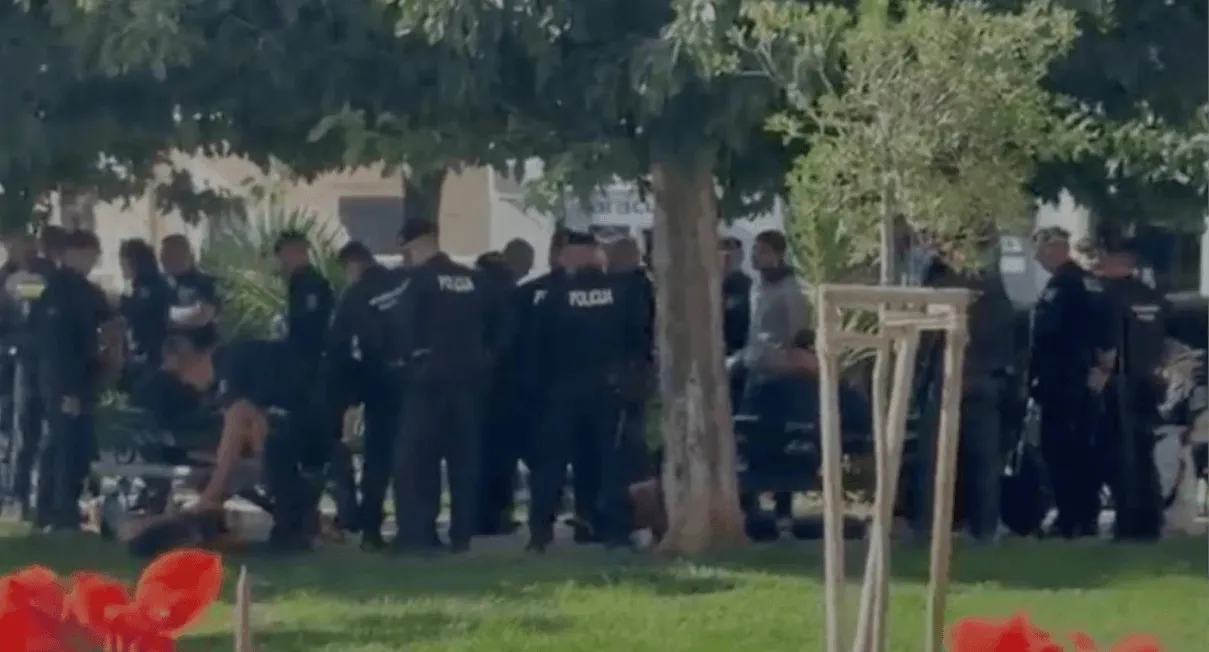 Policija hapsi članove Torcide zbog nacističkih ispada: "Bole me leđa"