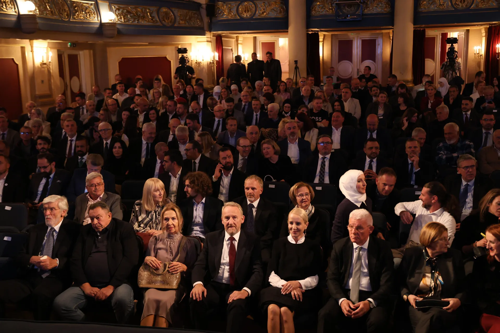 Sa Akademije povodom 23. godišnjice smrti prvog predsjednika Predsjedništva Republike BiH Alije Izetbegovića