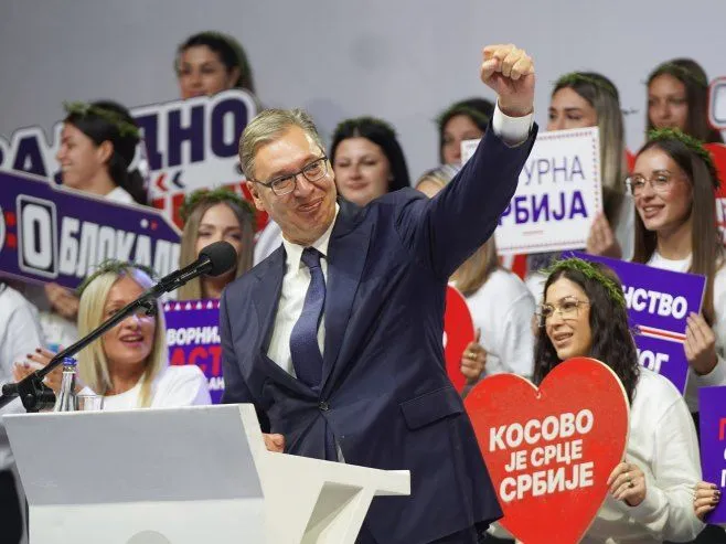 Vučić na skupu u Nišu poslao poruku Republici Srpskoj da je voli