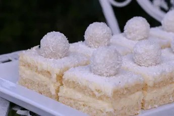 Zdrave Raffaello kocke koje se tope u ustima, a gotove za samo 10 minuta