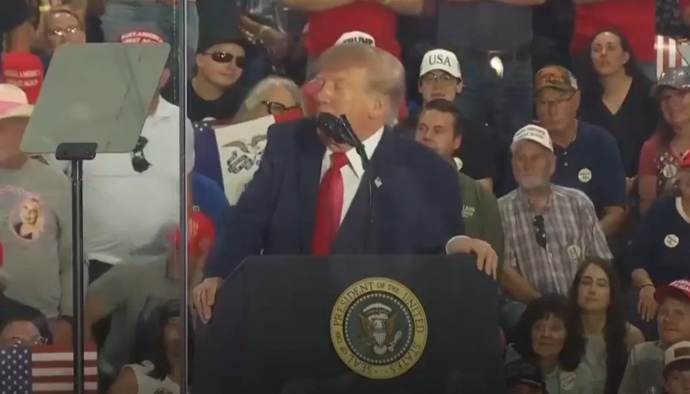 Trump tvrdi da ima pravo da se kandiduje za treći predsjednički mandat